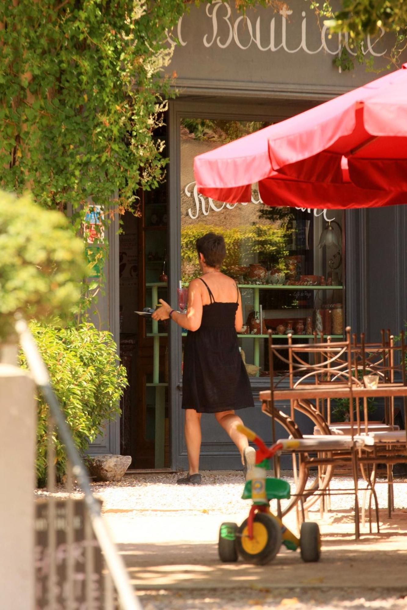 Logis Hotel - Restaurant La Marbrerie Caunes-Minervois Exterior photo